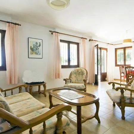 Sleeps 8 Pool * Casas de Torrat