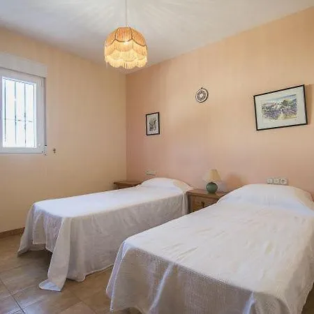 Sleeps 8 Pool Villa