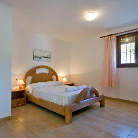 Sleeps 8 Pool