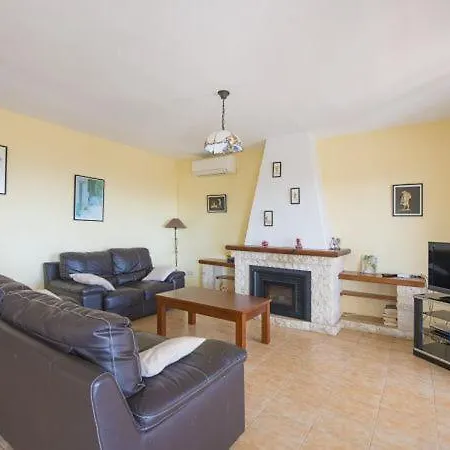 Sleeps 8 Pool * Casas de Torrat